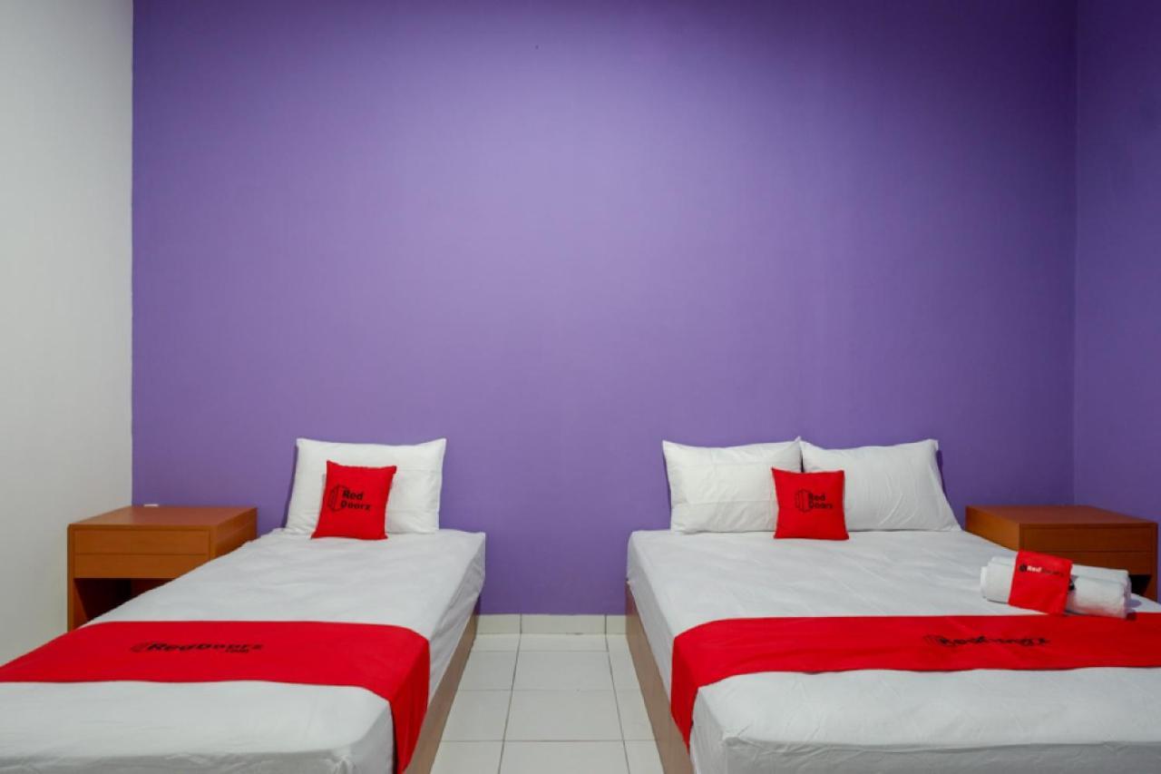 Hotel Reddoorz Near Alun Alun Kaliwungu Kendal Brangsong Exterior foto